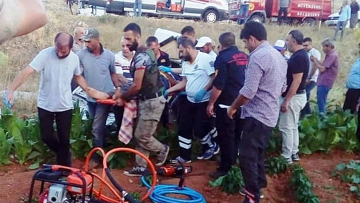 Kazada yaralanan sürücü kurtarılamadı 