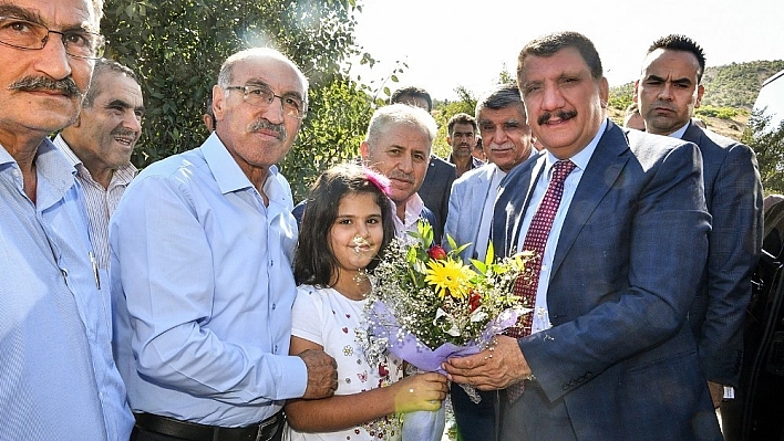 Gürkan, yol çalışmasını inceledi 