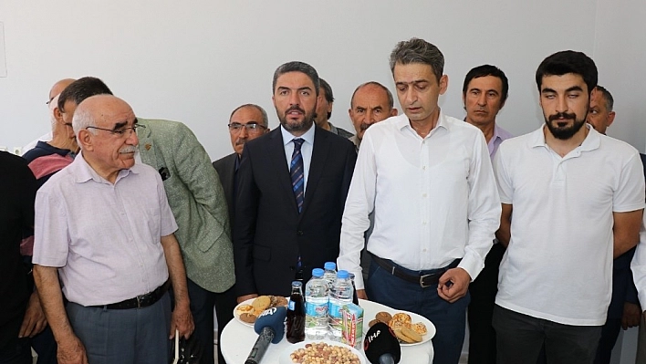 CHP'de bayramlaşma töreni 