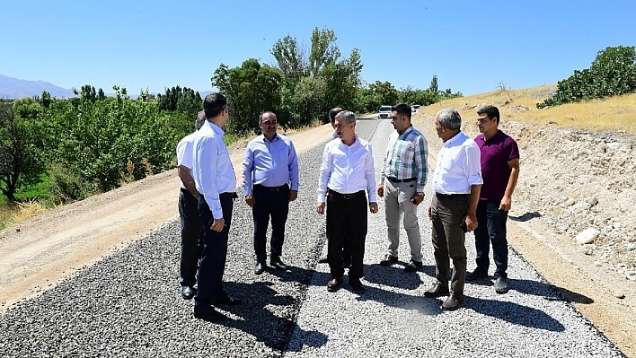 Yeşilyurt Belediyesi, araç ve yaya trafiğindeki kalite standartını yükseltiyor 