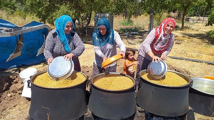 Kış için 'Buğday' kaynatma zamanı 
