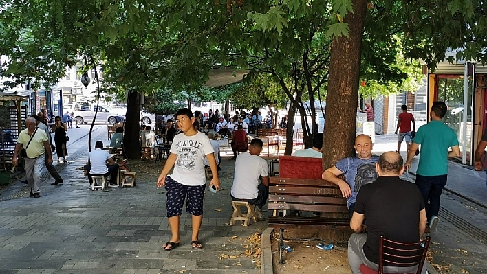 Tunceli'de 3.9'luk deprem 