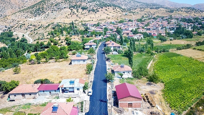 Doğanşehir'de asfalt çalışması 