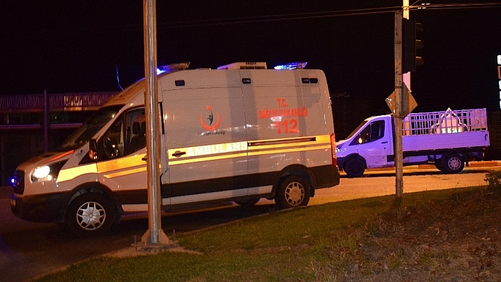 Malatya'da bıçaklı kavga: 1'i ağır 2 yaralı 