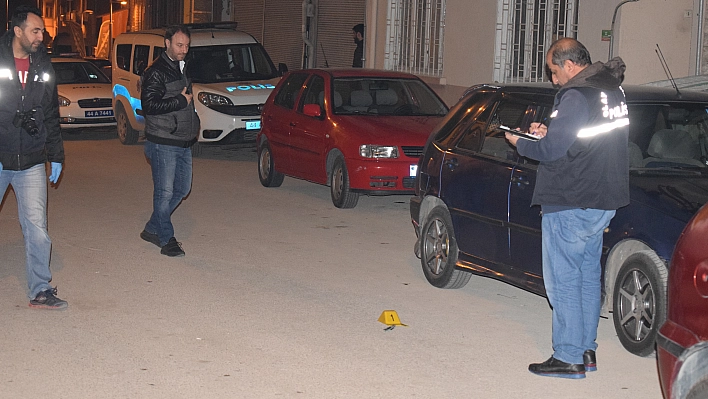 Bıçaklı Kavgada 2 Kardeş Yaralandı