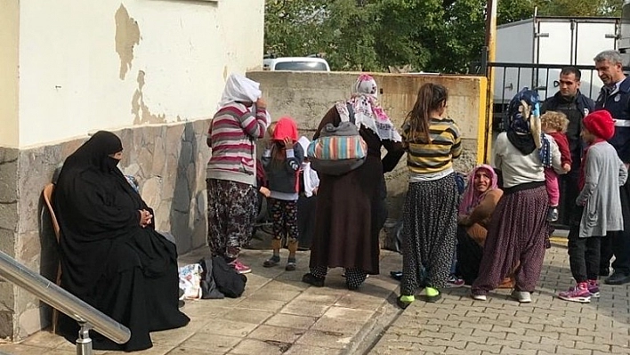 Bingöl'de dilenci operasyonu:22'si çocuk 40 dilenci yakalandı