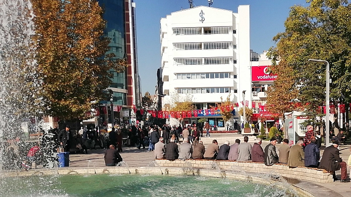 Elazığ'da Sıcaklıklar Devam Edecek Mi?