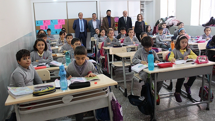 Öğrenciler Yeniden Ders Başı Yaptılar