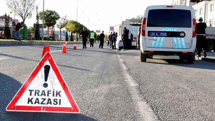 Otomobilin çarptığı genç kız hayatını kaybetti