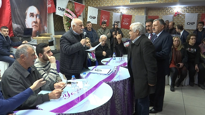 CHP Elazığ Kongresinde Kavga Çıktı