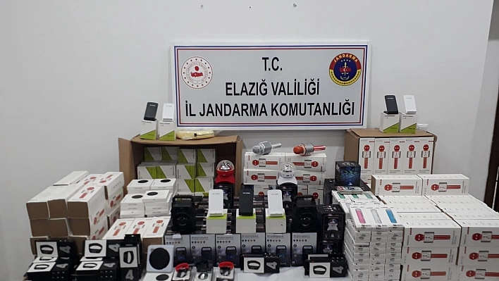 Çok Sayıda Elektronik Kaçak Malzeme Ele Geçirildi