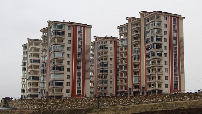 Elektrik Nedeniyle 300 Kişi Mağdur Oldu