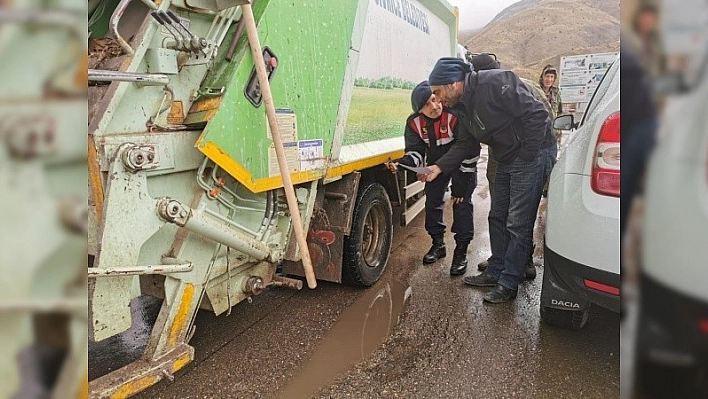Jandarmadan Kış Lastiği Uygulaması