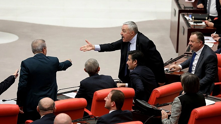 Milletvekili Demirbağ'ı Yine Çıldırttılar!