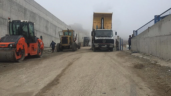 Yollar Bakım ve Onarımdan Geçiriliyor