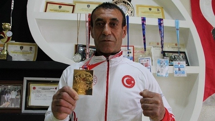 52'lik muay thai şampiyonu, dünya şampiyonasına hazırlanıyor