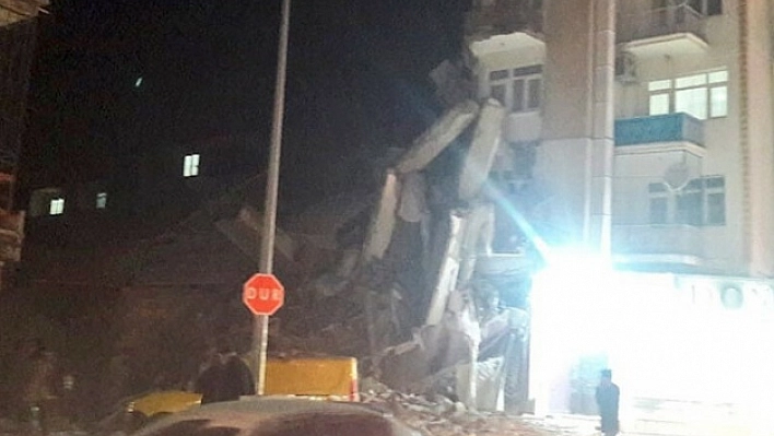 6.8'lik Depremde 4 Kişi Hayatını Kaybetti