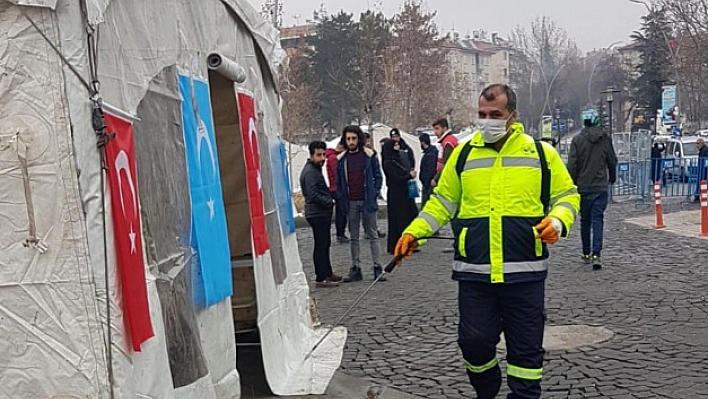 Çadır Alanları Dezenfekte Ediliyor