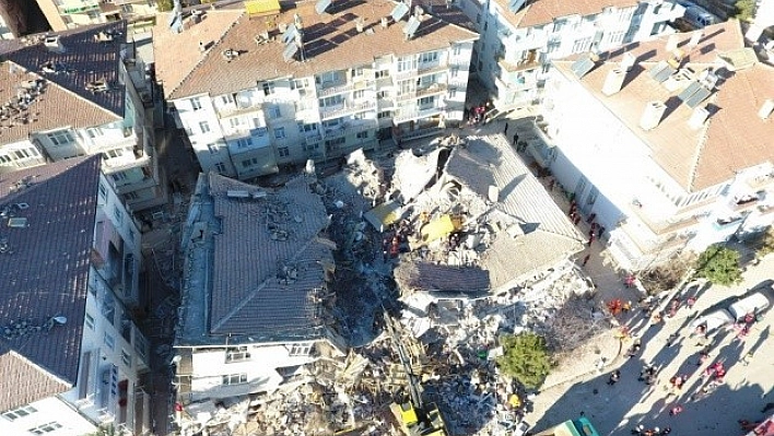 Depremin Geride Bıraktıkları Günışığıyla Ortaya Çıktı