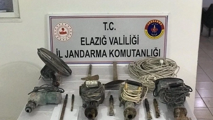 Defineciler, 35 Metre Yerin Altında Suçüstü Yakalandı