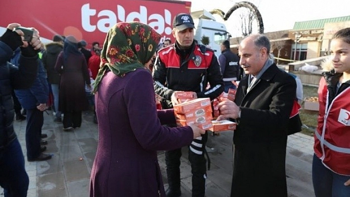Hemşehrilerini Biran Olsun Yalnız Bırakmıyor