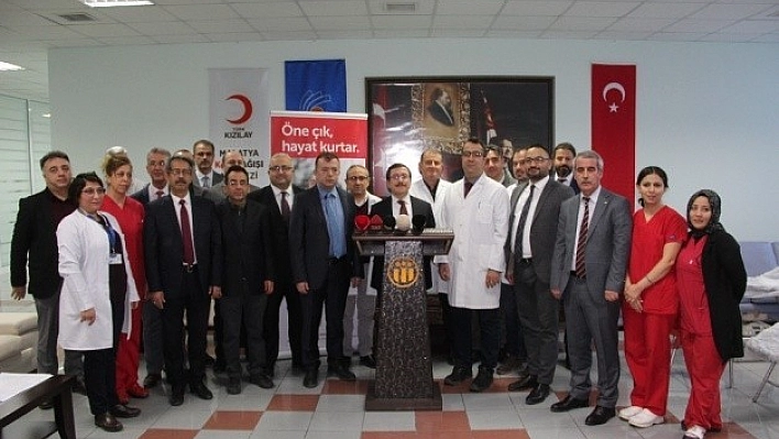 TÖTM 2019'da 222 erişkin hastaya kök hücre nakli yapıldı
