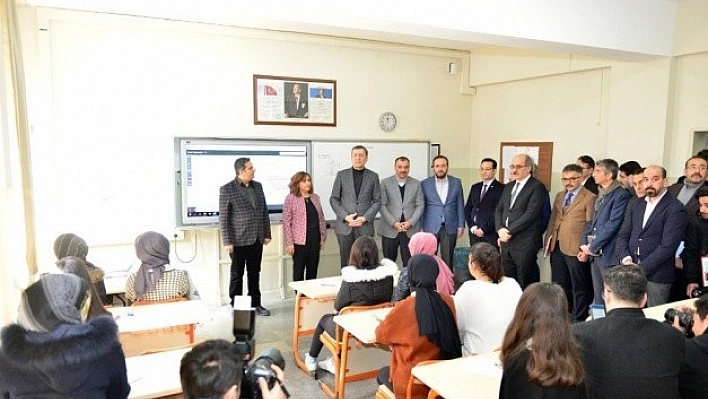 Bölgede 98 Okul Binamızı Kullanım Dışı Bıraktık!