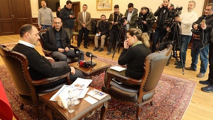 Vali Kaldırım, Depremden Bugüne Kadar Olan Süreci Anlattı
