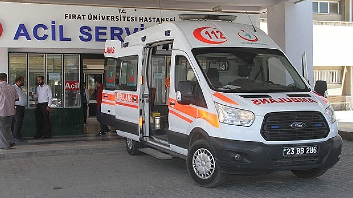 Elazığ'da Bıçaklı Kavga!