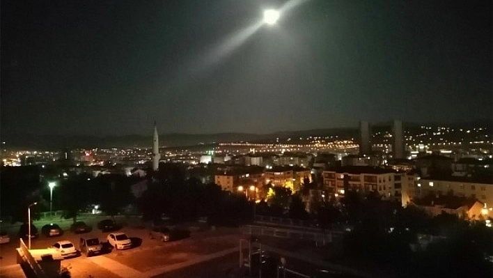 Malatya'daki Deprem Elazığ'da Kuvvetli Hissedildi