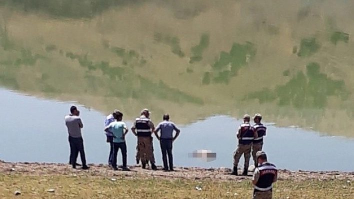 Elazığ'da nehirde erkek cesedi bulundu