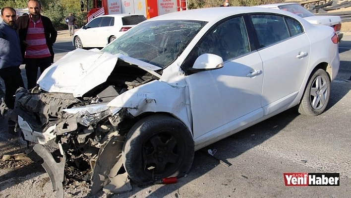 Araçta Sıkışan Yaralılar İçin Ekipler Seferber Oldu