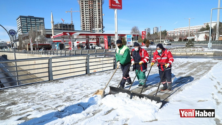 Elazığ Belediyesinden Karla Mücadelede Etkin Çalışma