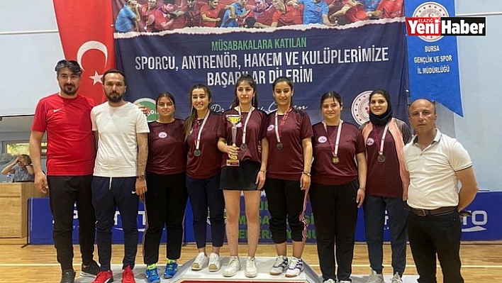 Elazığ Belediyespor Masa Tenisi 1. Ligi'ne yükseldi