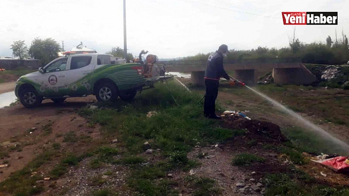 Elazığ'da  ilaçlama çalışmaları  bayramda da sürüyor