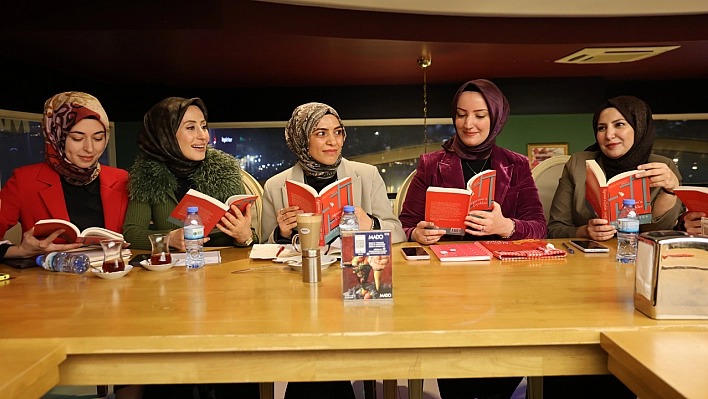 Elazığ'da Altın Düştü, Kitap Yükseldi