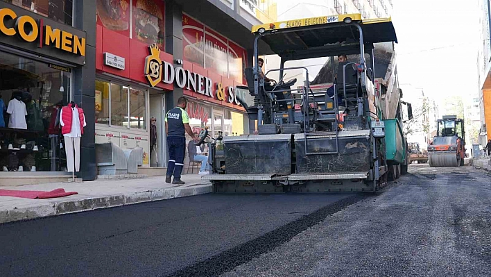 Şehrin Dört Bir Yanında Hummalı Çalışma