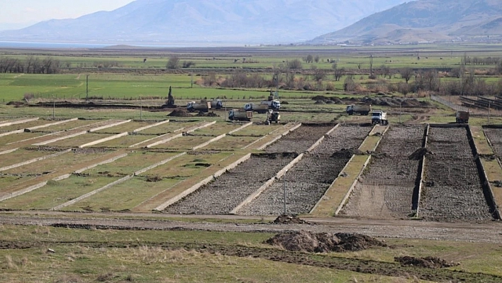 Arıtma Tesisi İçin İlk Kazma Vuruldu