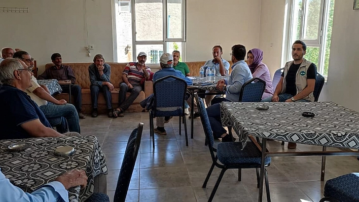 Elazığlı Çiftçilere Bilgilendirme Toplantısı
