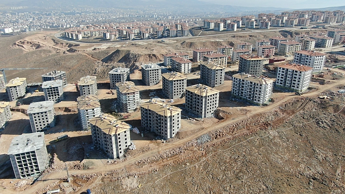 Elazığ'da Deprem Konutları Hızla Yükseliyor