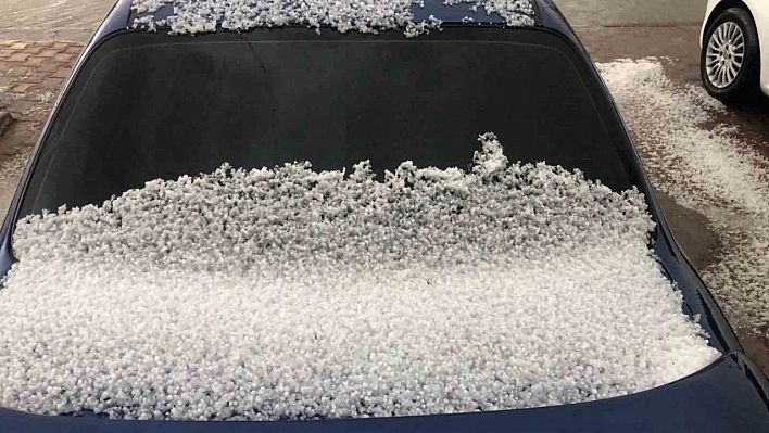 Elazığ'da Dolu Yağışı!