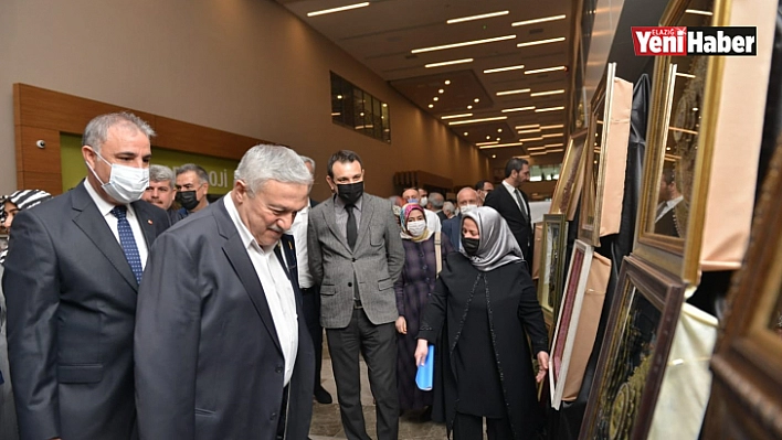 Elazığ'da hasta ve yakınlarının yaptığı el emekleri görücüye çıktı