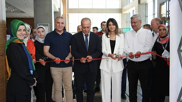 El İşi ve Resim Sergisi Açıldı