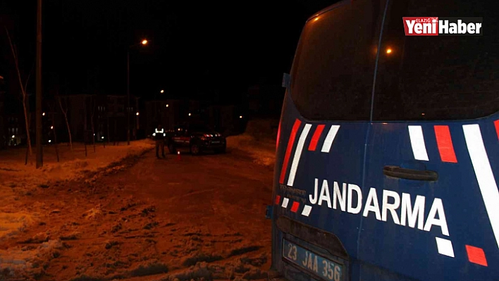 Elazığ'da silahlı, bıçaklı kavga: 2 yaralı