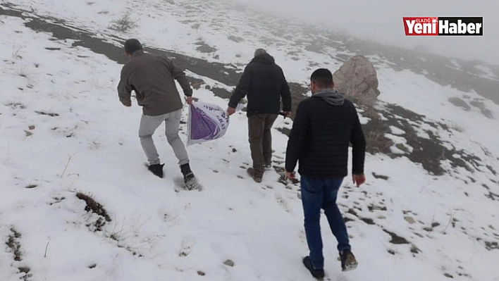 Elazığ'da Yaban Hayvanları İçin Doğaya Yem Bırakıldı