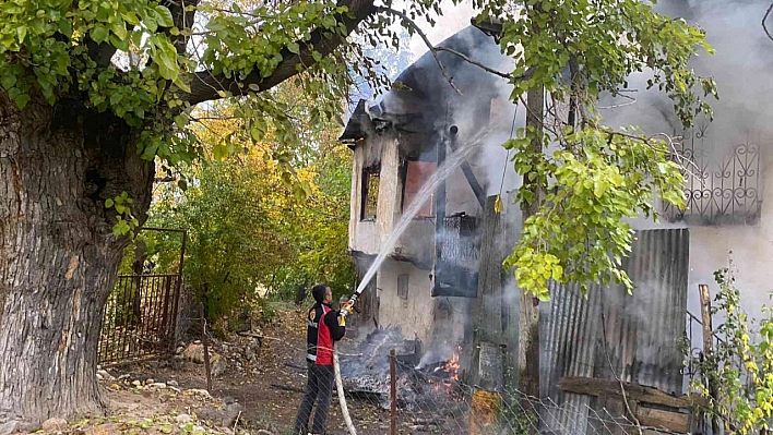 Elazığ'da Yangın!