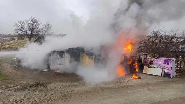 Elazığ'da Yangın!