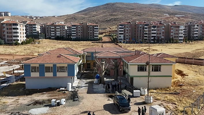 Seksenler Sokağı Yenileniyor