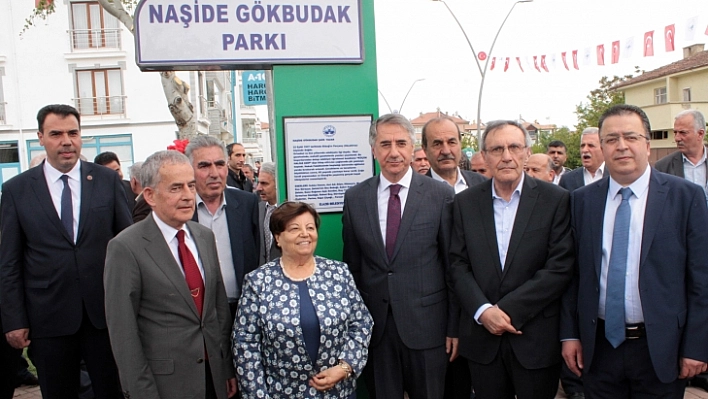 Yazar Naşide Gökbudak'ın İsmi Parka Verildi
