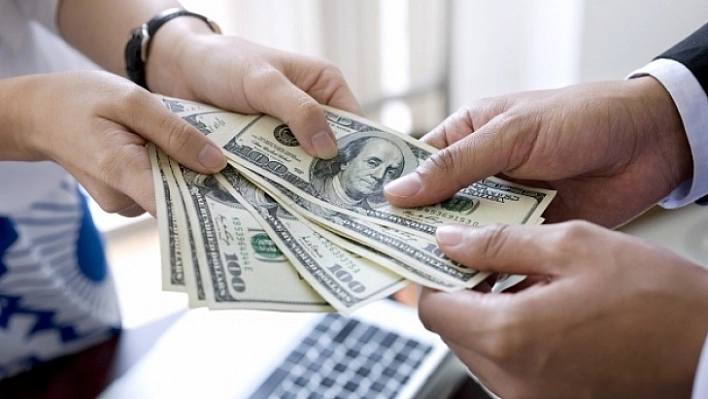 Dolar ve Euro'da Sert Düşüş